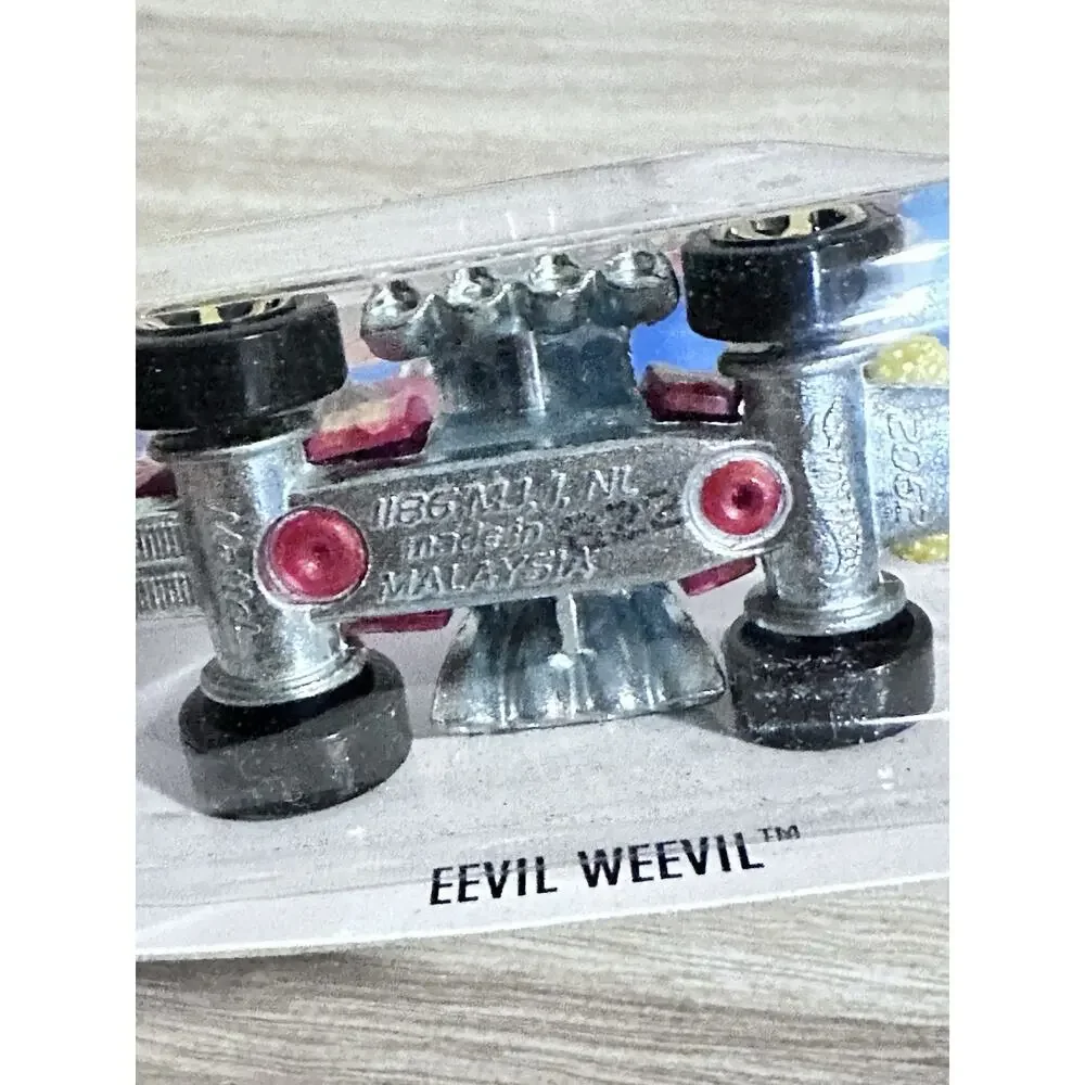 Hot Wheels Eevil Weevil HW City 2014 Street Beasts 51/250 Hotwheels H77
